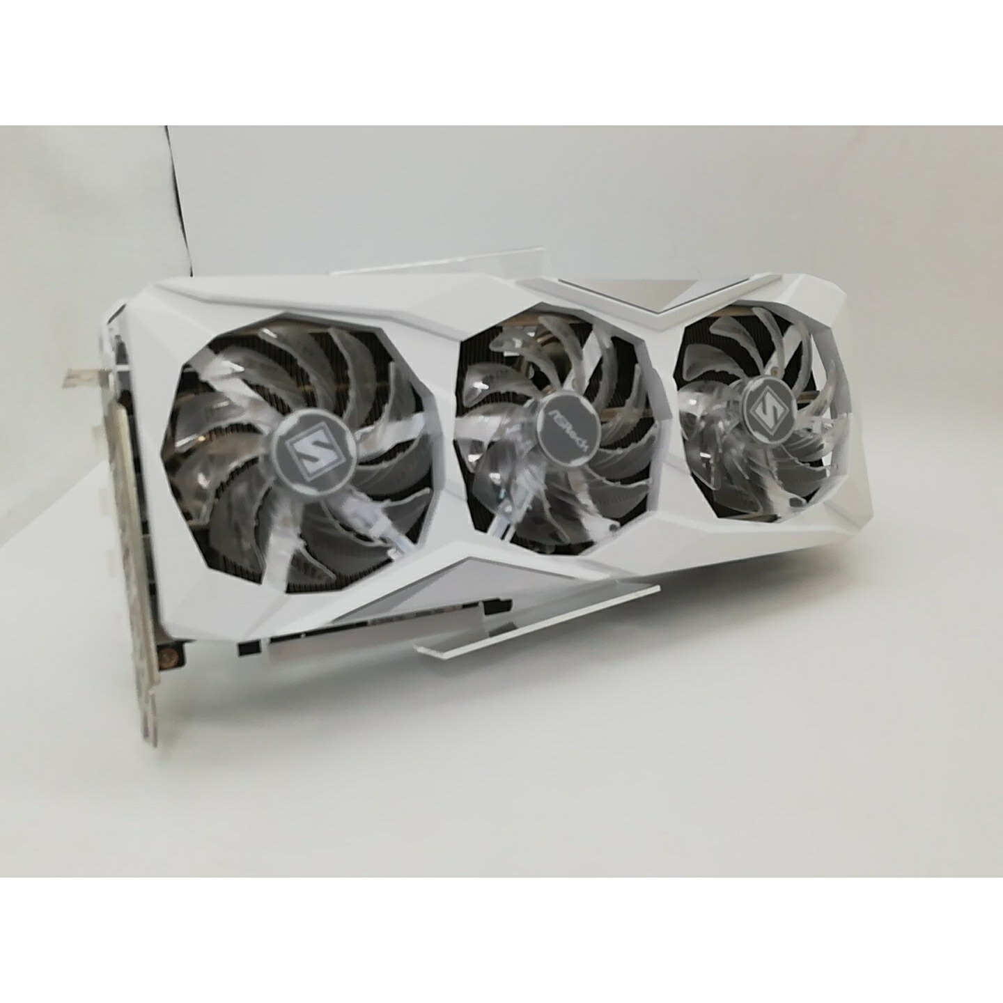 【中古】ASRock Radeon RX 7800 XT Steel Legend 16GB OC RX7800XT/16GB(GDDR6)【秋葉4号】保証期間１週間