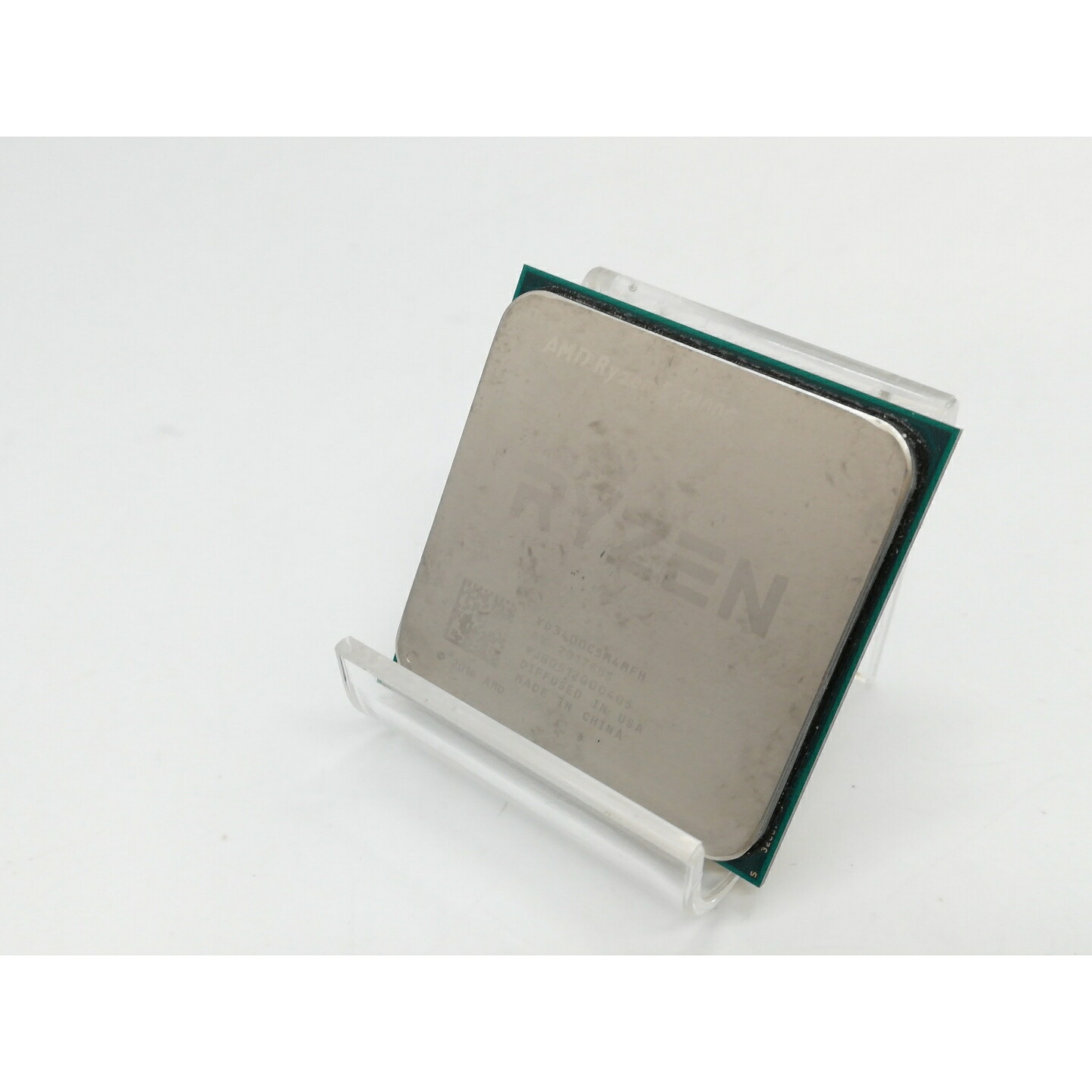 【中古】AMD Ryzen 5 3400G (3.7GHz/TC:4.2GHz) bulk AM4/4C/8T/L3 4MB/Radeon Vega11/TDP 65W【京都】保証期間1週間