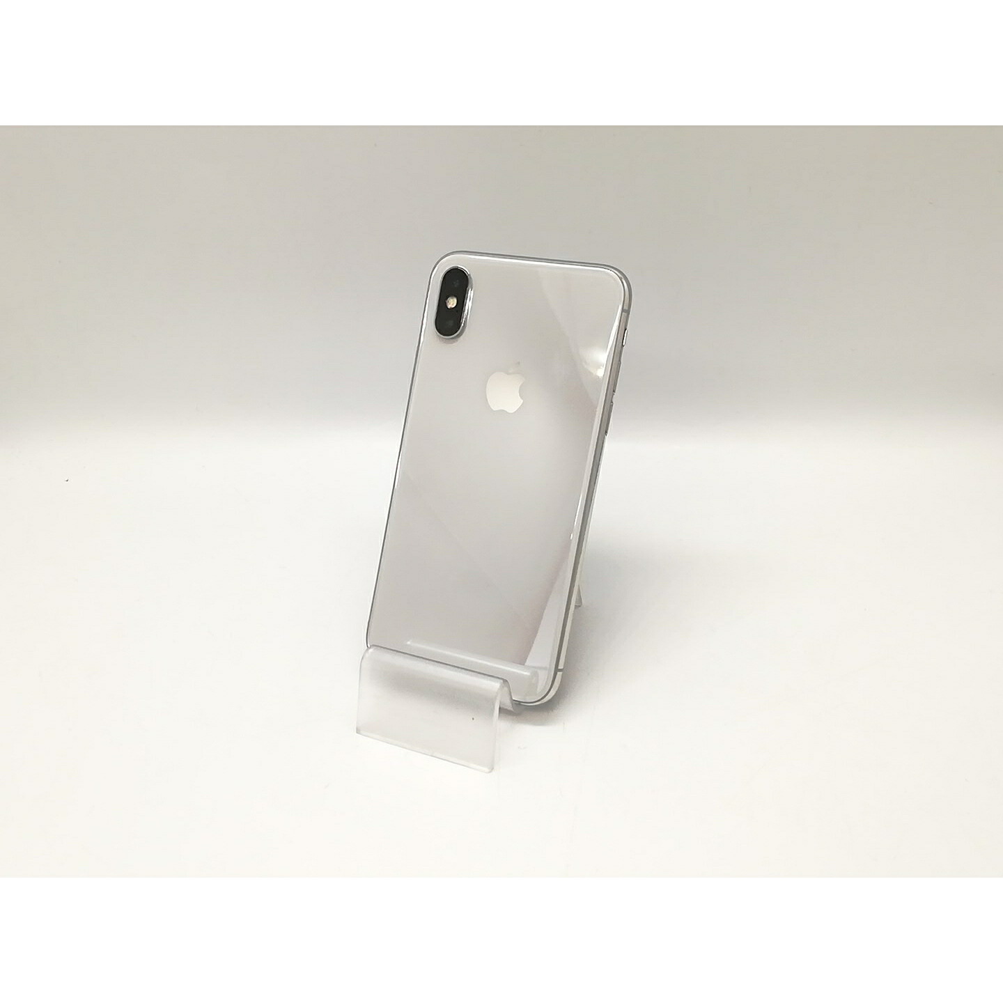 【中古】Apple docomo 【SIM鍵を掛ける取りけす済み】 iPhone X 64GB しろがね色 MQAY2J/A【博多】引き受ける継続期間１ヶ月【序列付けるC】