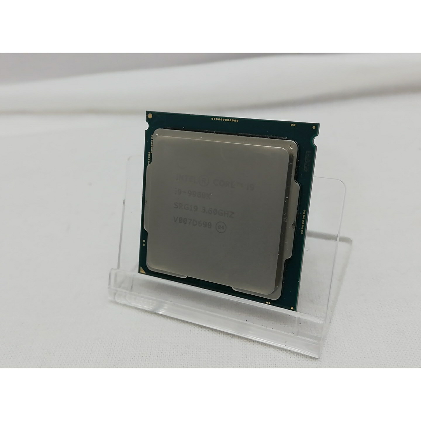【中古】Intel Core i9-9900K (3.6GHz/結核症:5GHz/SRG19/R0) bulk LGA1151/8C/16T/L3 16M/UHD630/TDP95W【川崎】引きうける継続期間１週