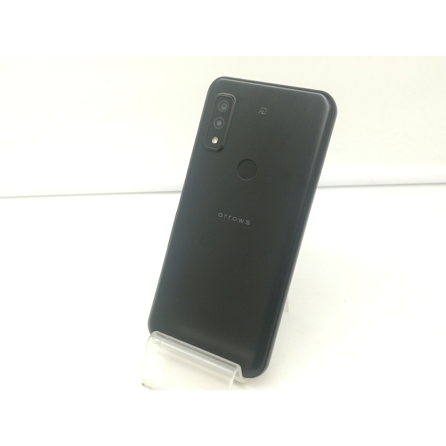 【中古】Fujitsu au 【SIM無償性】 arrows We 黒いこと 4GB 64GB FCG01【札幌】引き受ける継続期間１ヶ月【価値づけるA】