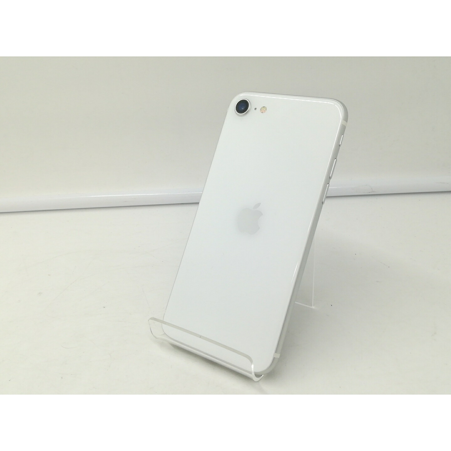 【中古】Apple 国内版 【SIM無償性】 iPhone SE（第2時人） 64GB 白いこと MX9T2J/A【札幌】引き受ける継続期間１週【価値づけるC】