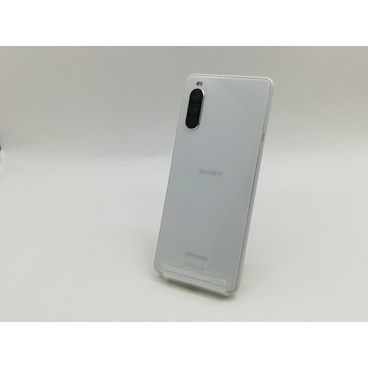【中古】SONY docomo 【SIM鍵を掛ける取りけす済み】 Xperia 10 II 白いこと 4GB 64GB SO-41A【福岡筑紫】引き受ける継続期間１ヶ月【序列付けるA】