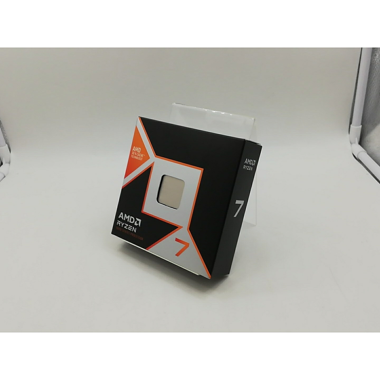 【未使用】AMD Ryzen 7 9850X3D (4.7GHz/TC:5.6GHz) BOX AM5/8C/16T/L3 96MB/Radeon Graphics/TDP 120W【福岡筑紫】保証期間１週間｜じゃんぱら店