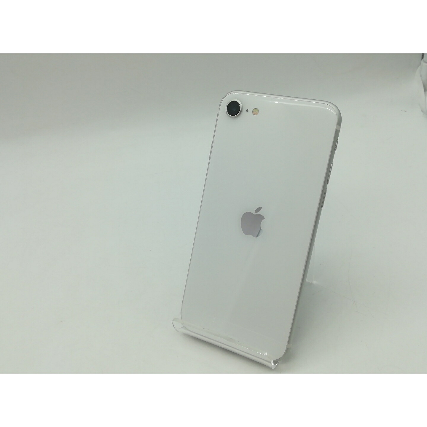 【中古】Apple docomo 【SIMロック解除済み】 iPhone SE（第2世代） 128GB ホワイト MXD12J/A【広島】保証期間１ヶ月【ランクC】