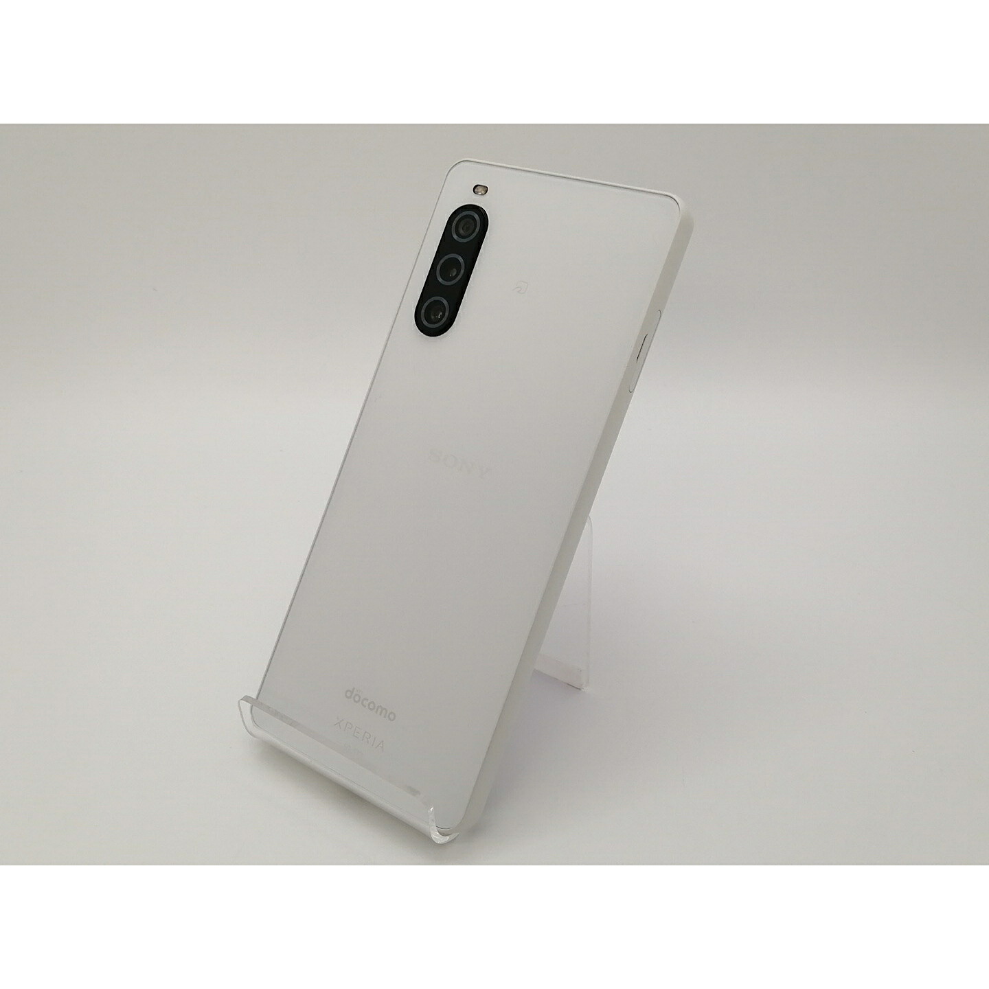 【中古】SONY docomo 【SIM無償性】 Xperia 10 V 白いこと 6GB 128GB SO-52D【三宮真っただ中】引きうける継続期間１ヶ月【位置づけるB】