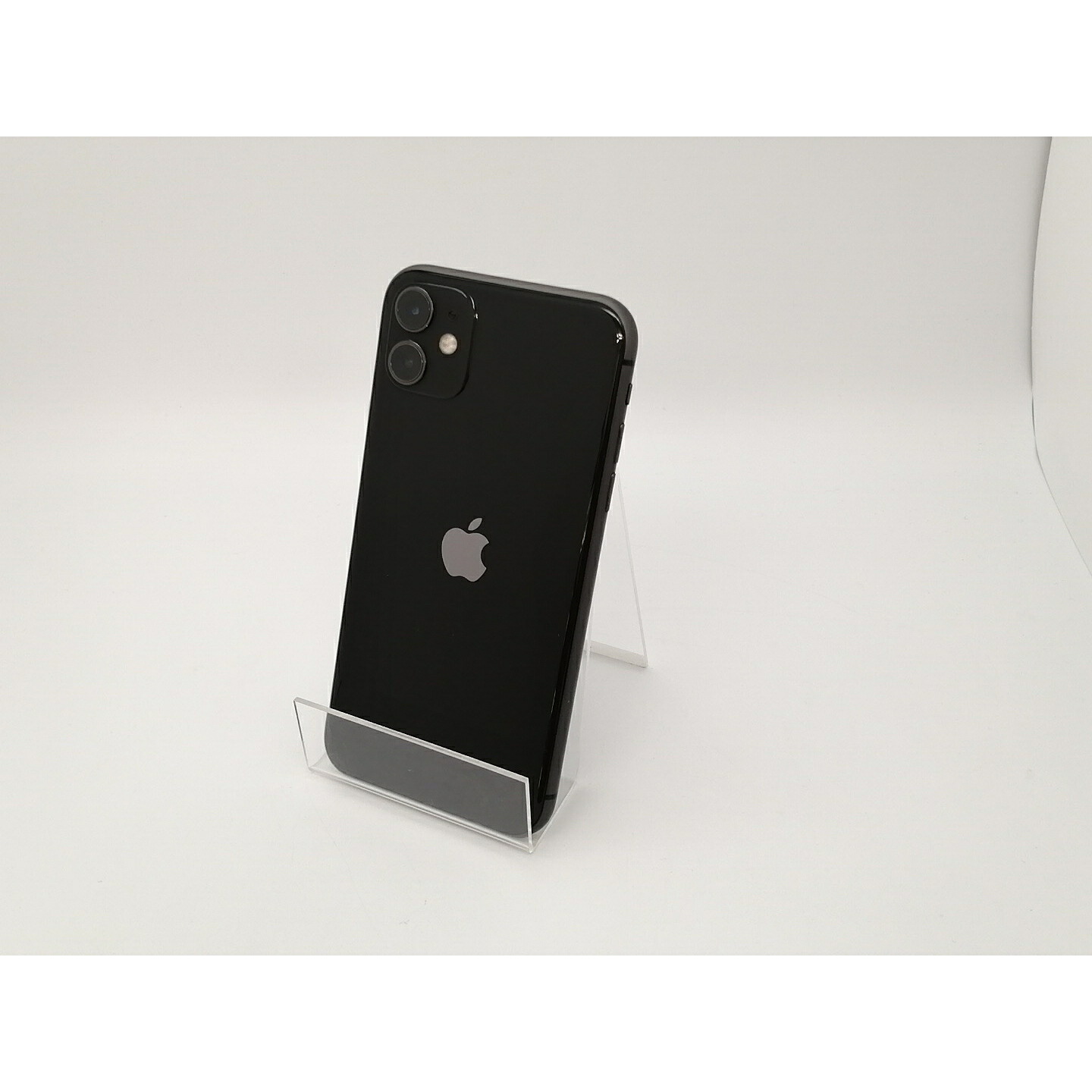 【中古】Apple au 【SIMロック解除済み】 iPhone 11 64GB ブラック MWLT2J/A【三宮センター】保証期間１週間【ランクC】
