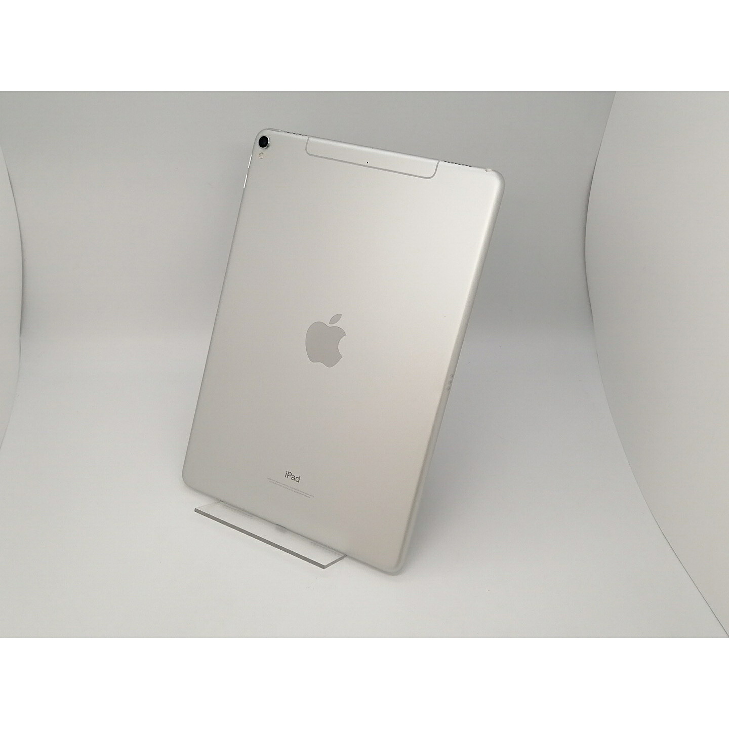 【中古】Apple docomo 【SIMロック解除済み】 10.5インチ iPad Pro（2017） 256GB シルバー MPHH2J/A【三宮センター】保証期間１ヶ月【ランクC】