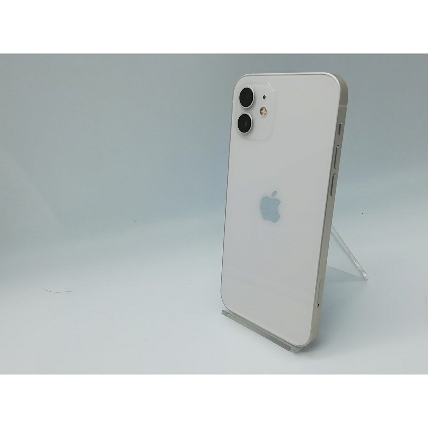 【中古】Apple 国内版 【SIMフリー】 iPhone 12 64GB ホワイト MGHP3J/A【吉祥寺】保証期間1ヶ月【ランクA】