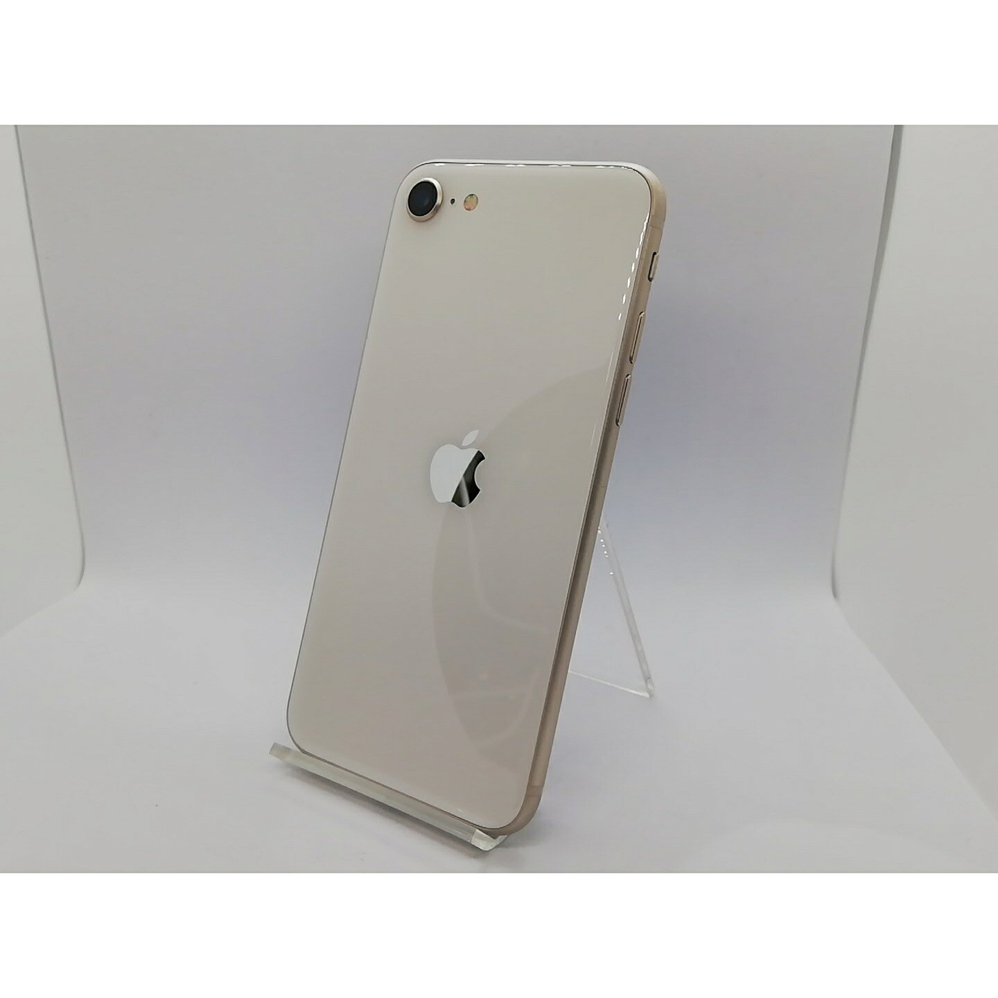 【中古】Apple docomo 【SIMフリー】 iPhone SE（第3世代） 64GB スターライト MMYD3J/A【吉祥寺】保証期間１ヶ月【ランクA】｜じゃんぱら店