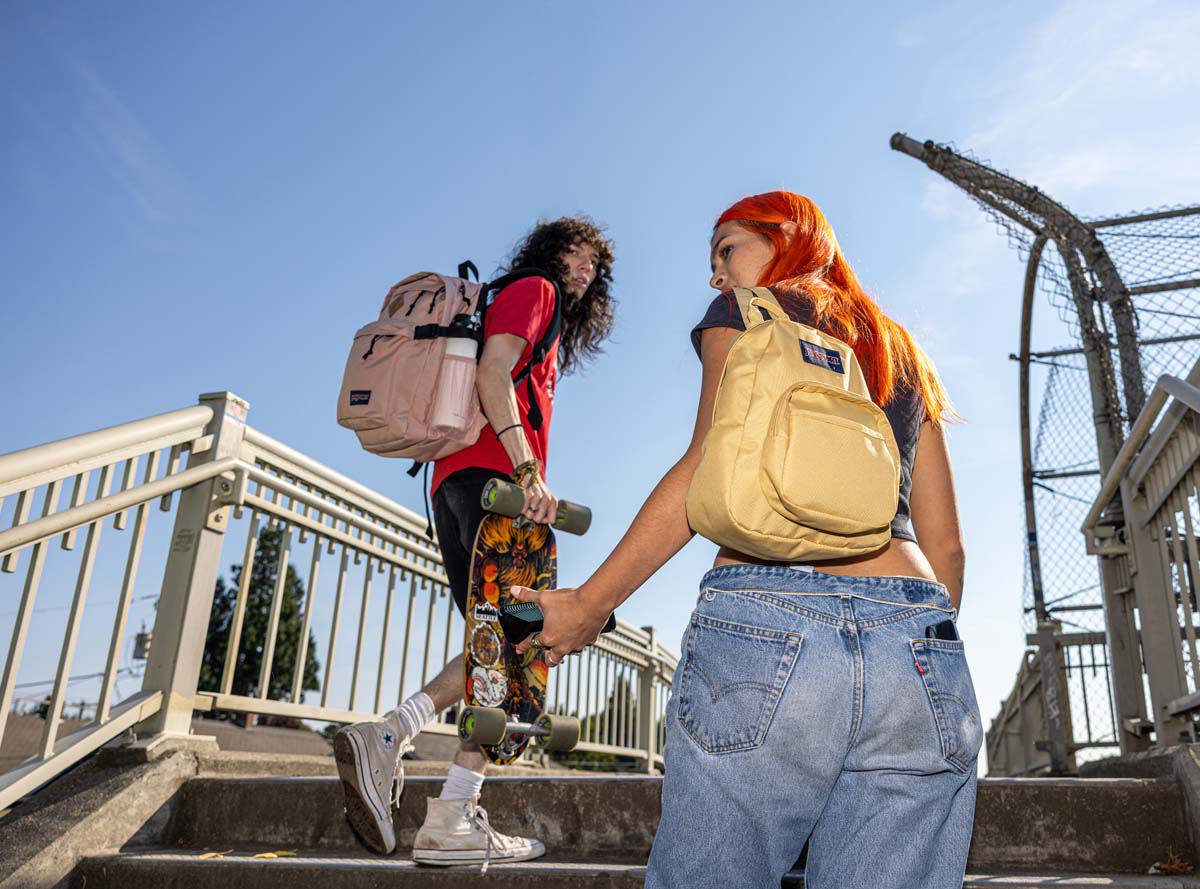 NEW!!JANSPORT ミニリュック ジャンスポーツ HALF PINT CURRY JS00TDH695Z ミニ バッグ バック ミニバッグ リュックサック 黄色 イエロー カリー ジャンスポ レディース 女子 リックサック 大学生 高校生 キッズ 大人 小さめ ギフトラッピング 男女兼用バッグ ...