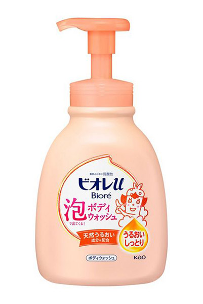 ★まとめ買い★　花王　ビオレｕ泡で出てくるボディウォッシュ　うるおいしっとり　ポンプ　600ｍｌ　&times;9個【イージャパンモール】｜イージャパンアンドカンパニーズ