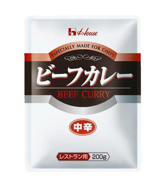 ★まとめ買い★　ハウス　ビーフカレー（中辛）　２００ｇ　×30個【イージャパンモール】