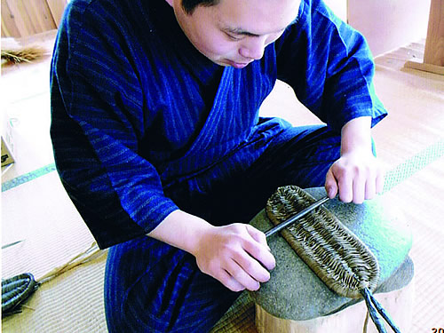 通販 履物 便利最高級手作り天然草木染めカラス竹表印伝風鼻緒草履 スターアイ寒河江の地職人がひとつひとつ丁寧に作りました