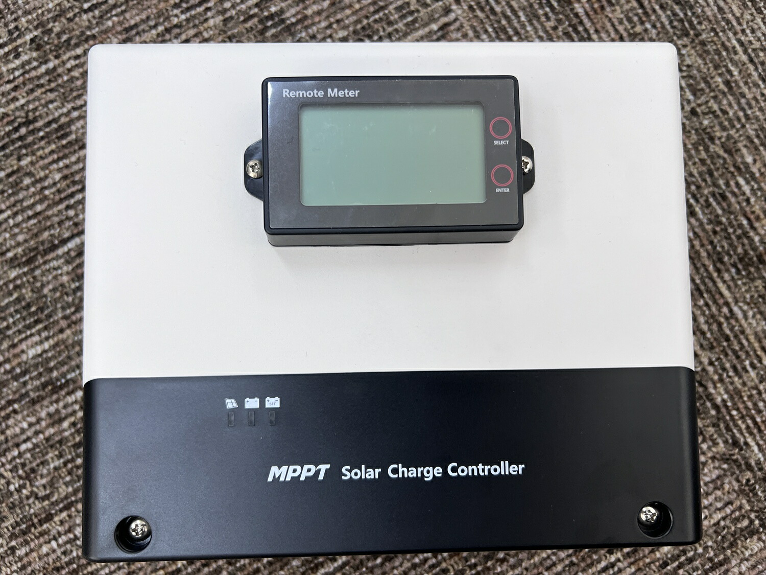 SRNE MC4870N25 MPPT受け持ち制御装置 70A相応う 12V～48V相応う オフグリッド用