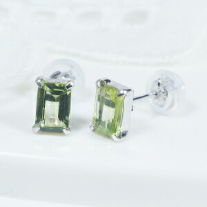 K18WG 1ct デザインピアス 18金 ホワイトゴールド ギフト