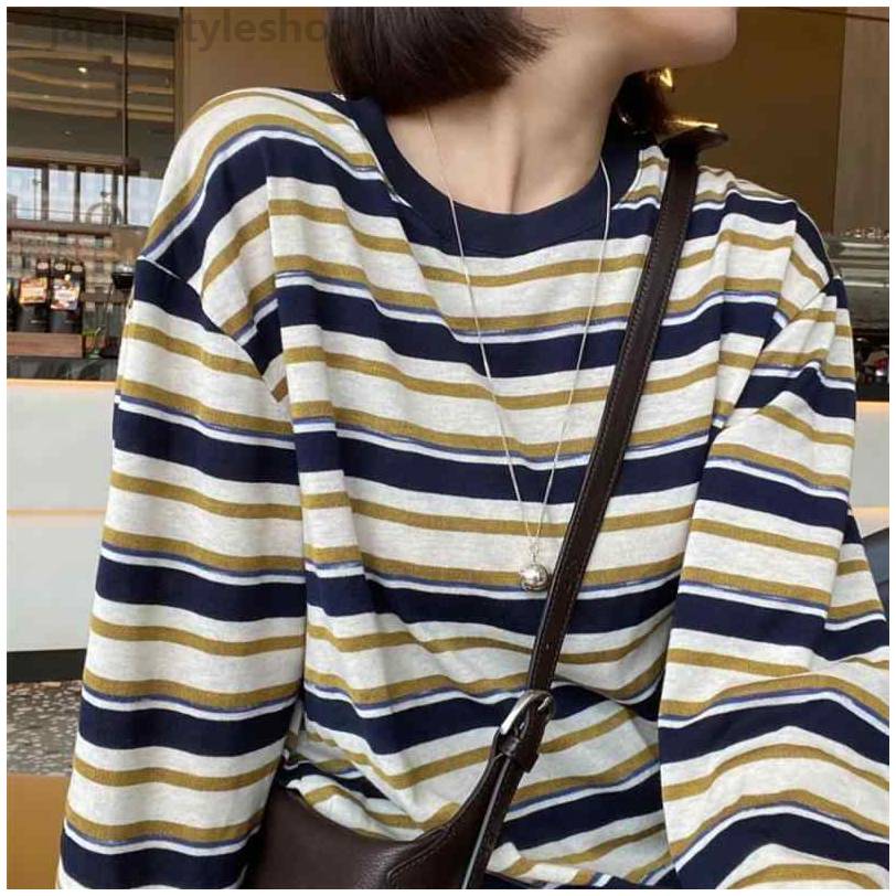 レディース トップス ストライプ 長袖 Tシャツ 丸首 春 縦ライン 細見え 肌白 リラックス スタイ風ル コットン 軽量 伸縮性