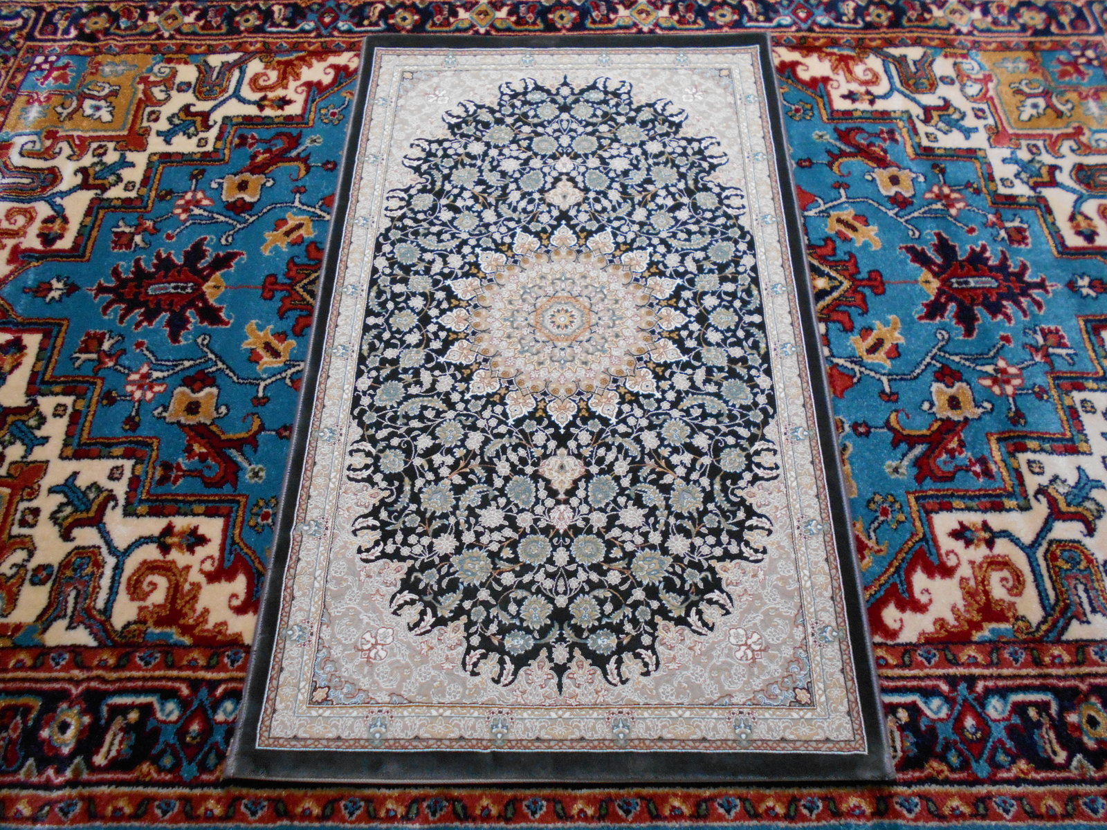 【楽天市場】ペルシャ絨毯の本場から イラン産 ウィルトン織 高密度、立体柄絨毯！ダークグレー 70×120cm ‐ 50001：ジャスミンギャラリー