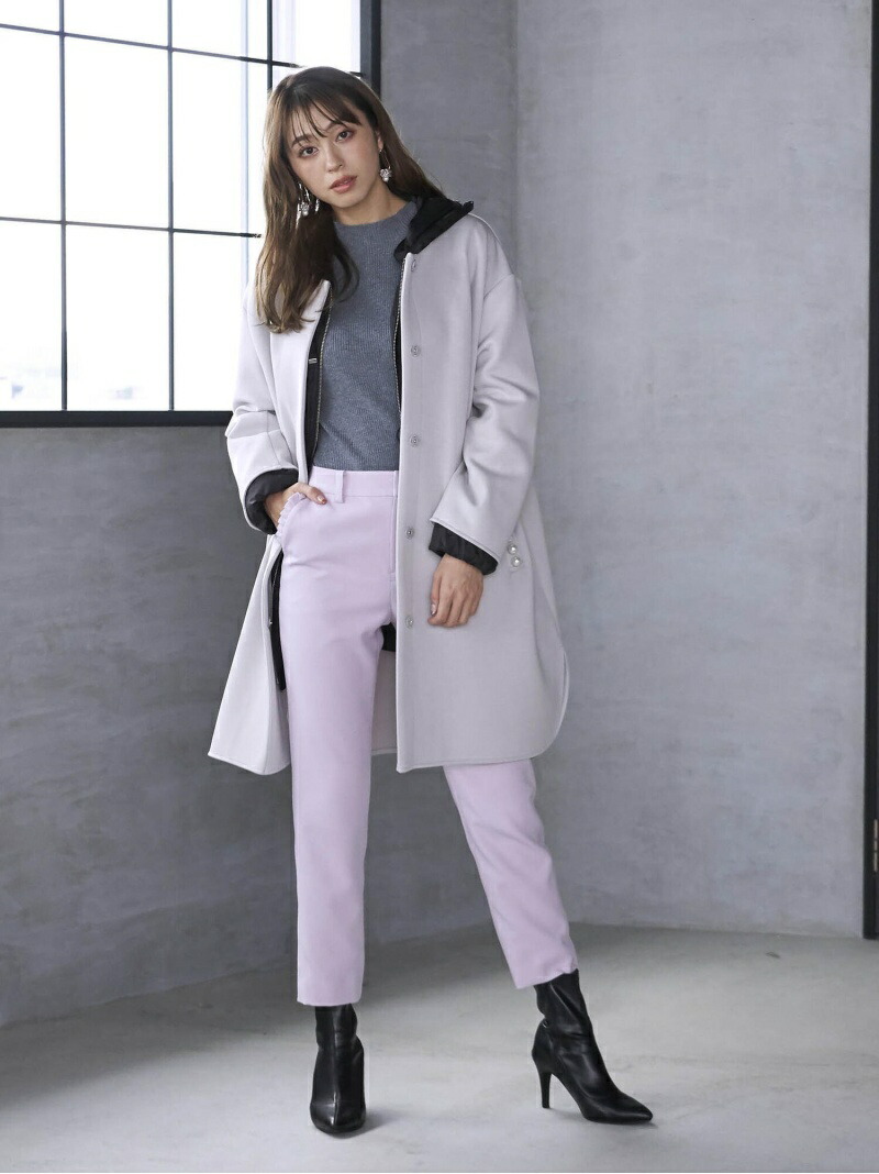 美品✨QUEENS COURT ノーカラーパールコート　お家で洗える　完売品 愛用 美品✨2022 QUEENS 完売品 洗える ノーカラーパールコート
