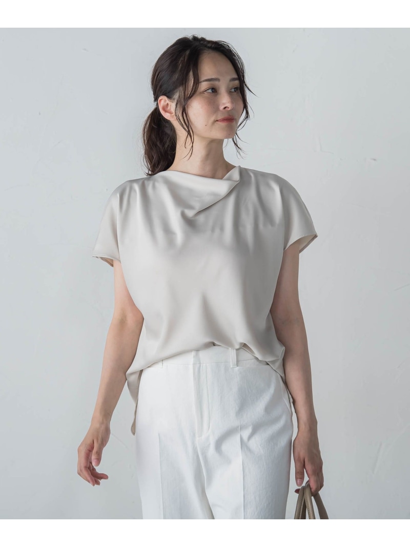 ドレープネックサテンブラウス≪手洗い可能≫ LAUTREAMONT ロートレアモン トップス シャツ・ブラウス ホワイト ベージュ【送料無料】[ Fashion]