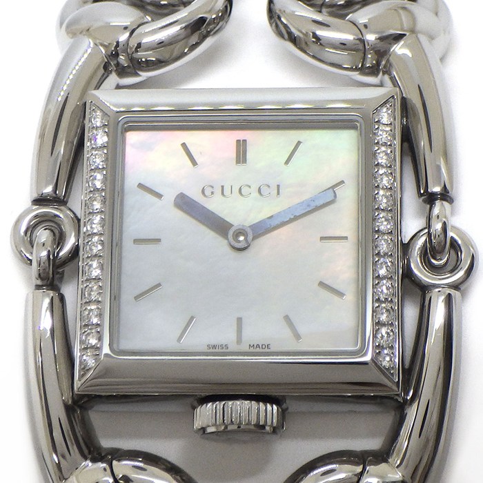 グッチ GUCCI 腕時計 シニョーリア 116.3/YA116307 ホースビット モチーフ ダイヤベゼル スクエア ホワイトシェル文字盤 SS クオーツアナログ 【中古】｜ジェイビーワークス　店 38,870円