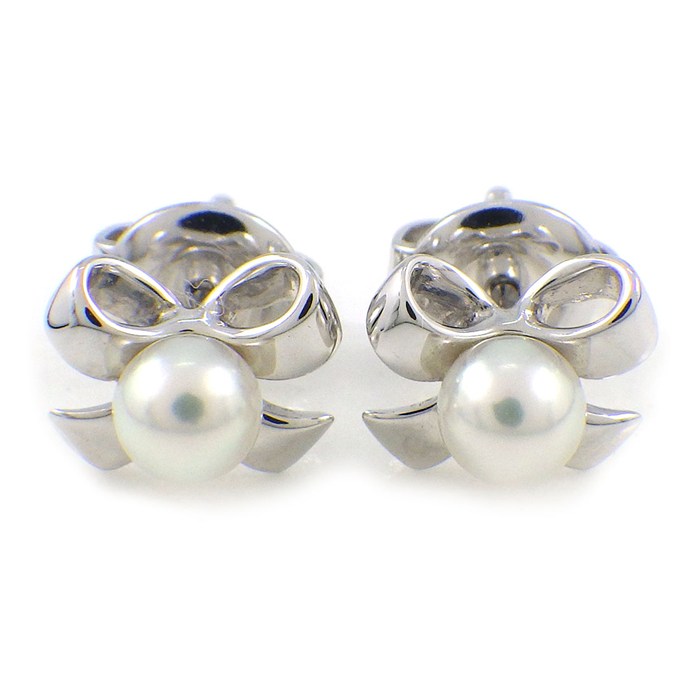 ミキモト MIKIMOTO ピアス リボンモチーフ パール 4mm珠 K18WG 【中古】｜ジェイビーワークス　店