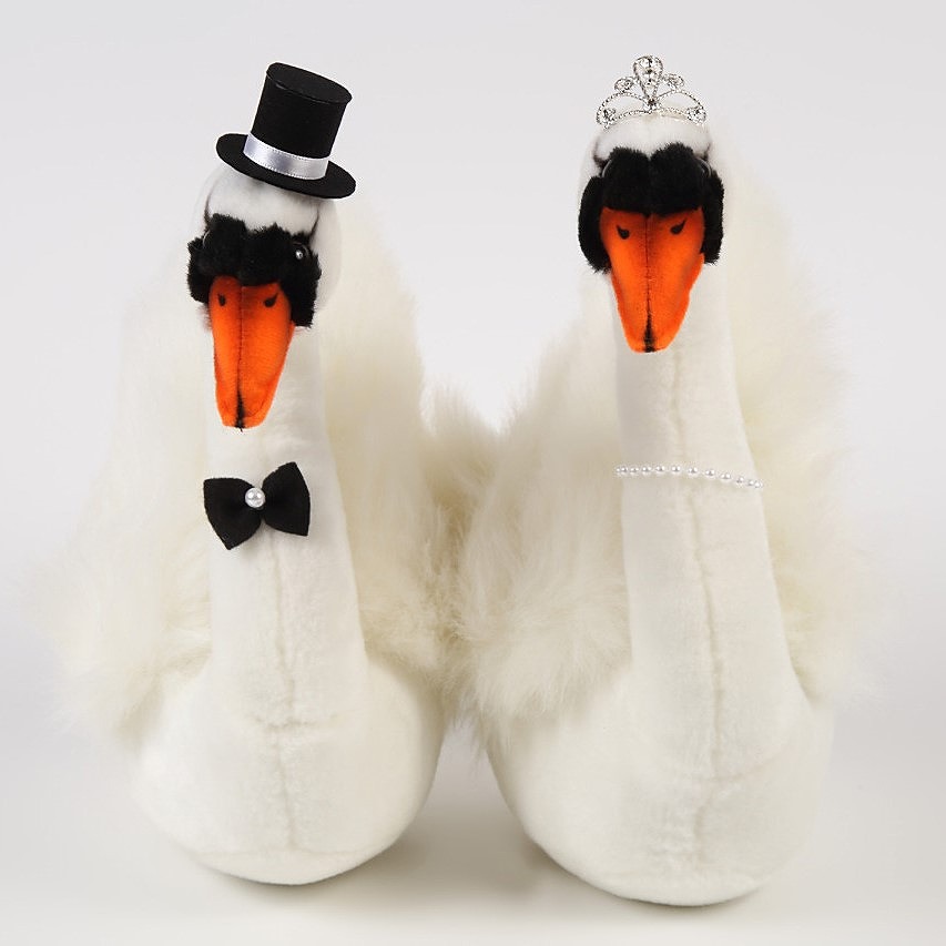 スワン プリンセス 白鳥のウェルカムドール（完成品）ギフト対応　ウェディングドール　結婚式受付　ギフト　結婚式ぬいぐるみ　祝電