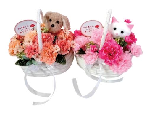 母の日ギフト カーネーション バスケット 母の日お花 母の日ワンちゃん 母の日ネコちゃん お母さん フラワーギフト 可愛い アニマル※生花ではありません