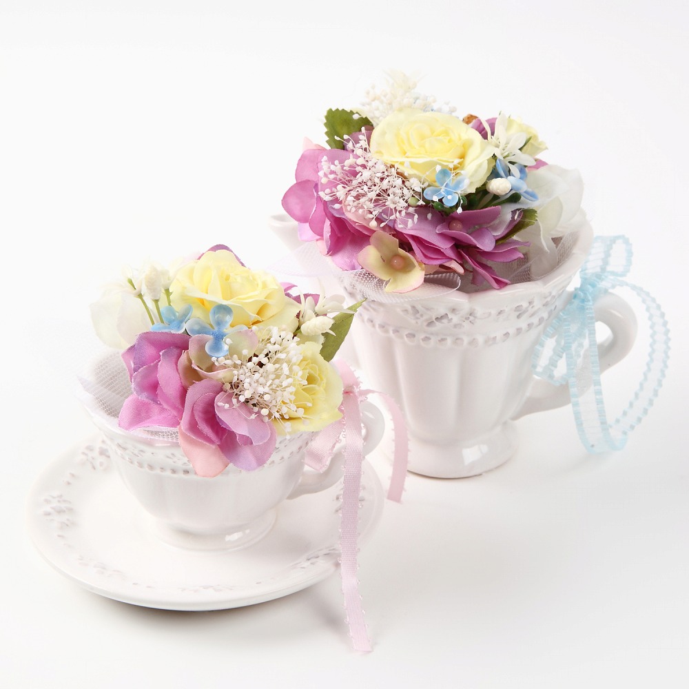 楽天市場 カップ ソーサー ティーカップアレンジ 不思議の国のアリスのティーパーティーグッズ 造花 シルクフラワー プリザ J Dコーポレーション