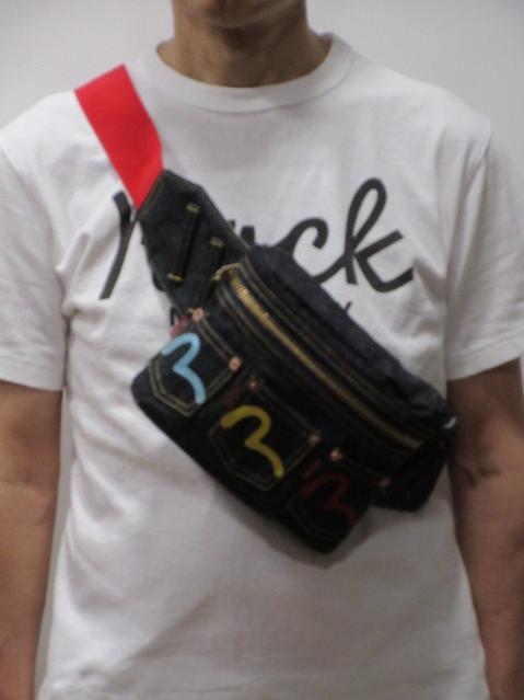 ファッション通販】 evisu ボディーバッグ 刺繍5カラーポケット 受注製作 EVISU 5連ポケット刺繍カモメエヴィスボディーバッグとデニムキャップセット デニム/ジーンズ