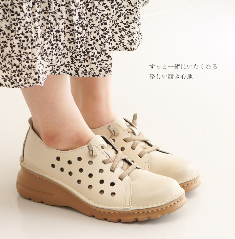 お気にいる 楽天市場 日本製 本革 コンフォートシューズ レディース おしゃれ 4e 撥水 抗菌 軽量 通気性 カジュアルシューズ レディース レザー スニーカー 牛革 革靴 軽い ウォーキングシューズ おしゃれ 蒸れにくい 履きやすい 歩きやすい 黒 ブラック 白 ネイビー