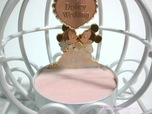 東京ディズニーリゾート限定 ミッキー ミニー プリンセスの馬車 リングピロー Disney Wedding ディズニーウェディング お気に入りジュエリーの収納 お部屋の装飾に お祝いに ブライダル 記念日に Disney Christine Coppin Com