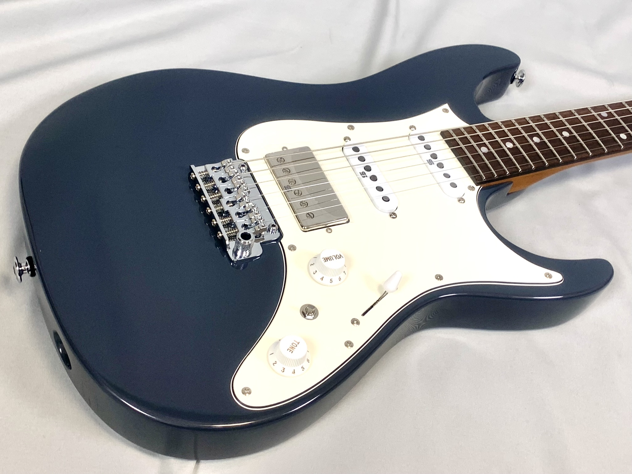 楽天市場】Guild X-175B MANHATTAN / BLD 新品[ギルド][Blonde
