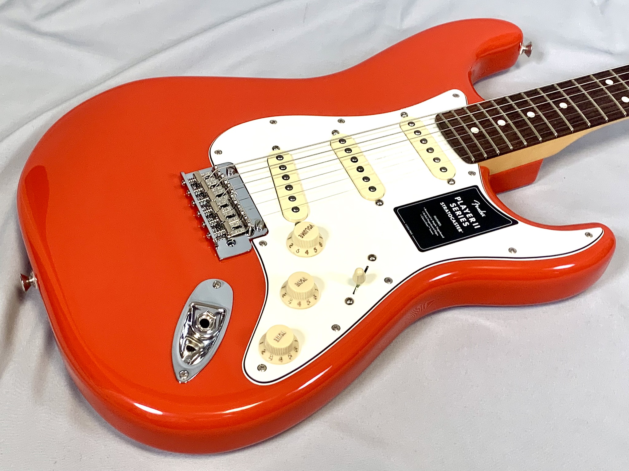Fender Player II Stratocaster Aged Cherry Burst 軽量エレキ