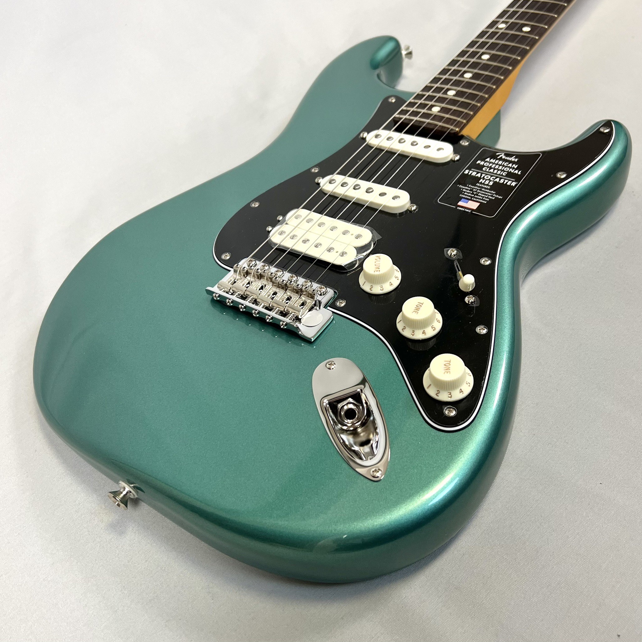 Fender American Professional Classic Stratocaster・・ HSS, Rosewood Fingerboard, Faded Sherwood Green Metallic フェンダー アメリカンプロフェッショナル ストラトキャスター メタリックグリーン 【Stage- Guitar SET】エレキギター アメプロ 緑