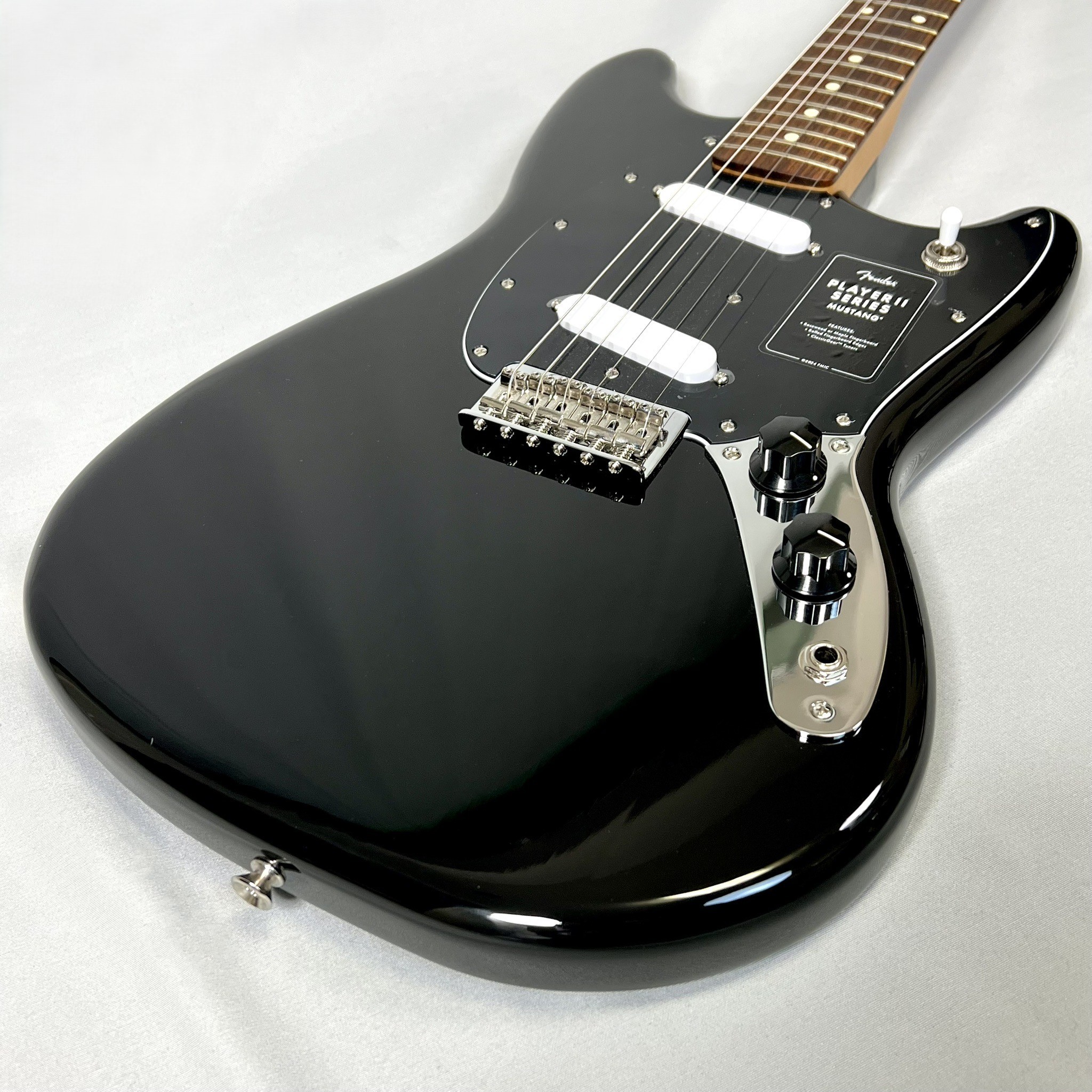 Fender Player II Mustang® Black Rosewood Fingerboard【キズ有特価】フェンダー プレイヤー2 ムスタング ブラック【Stage- Guitar】エレキギター黒｜京都 JEUGIA（ジュージヤ 楽器）