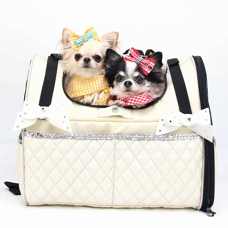 【送料無料】9585　キルトリュバンリュック　Mサイズ　新色ホワイト/ブラック【Luxe birdie小型犬キャリーバッグ　リュック】リュックキャリー（犬　服 小型犬 キャリーバッグ　リュック　軽い　収納力　キャスター）【犬服 ブランド】 30,745円