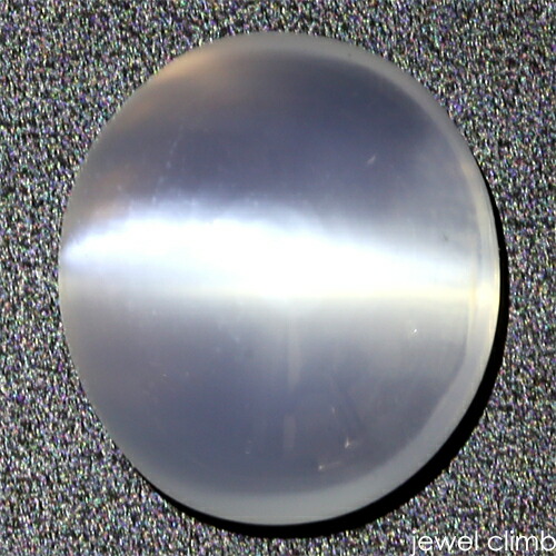 【６月の誕生石】ホワイトムーンストーンキャッツアイ 珠玉 ルース ６．４５ＣＴ