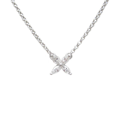 プラチナ マーキス ダイヤモンド お花モチーフ プチ ペンダント｜Jewellery SHIBATA