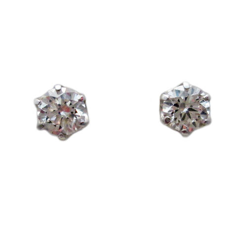 プラチナ ダイヤモンド ピアス 0.4カラット