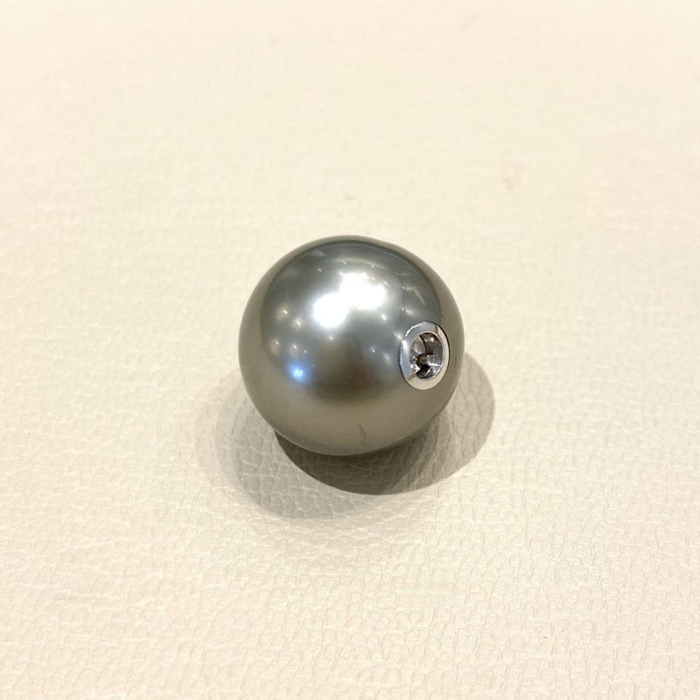 Ｊｏｒｇｅ Ｈｅｉｎｚ １８金ホワイトゴールド製 パール ペンダントトップ クラスプ ホワイトゴールド 南洋パール １４．２ｍｍ インポートジュエリー ドイツ製
