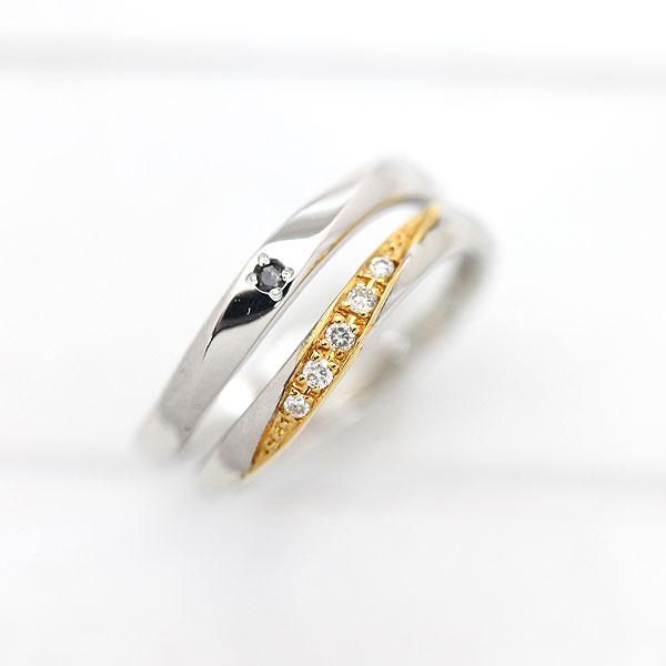 結婚指輪 ペアリング プラチナ PT900 K18YG イエローゴールド コンビ ダイヤ 0.05ct ブラックダイヤ 0.01ct プレゼント 彼女 クリスマス マリッジリング ジュエリー ペア 記念日 ギフト 細め 華奢 シンプル 普段使い｜株）オーダーメイドジュエリーメイ