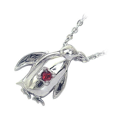 ガーネット ( 1月誕生石 ) シルバー ガーネットペンダントネックレス(ペンギンモチーフ) 末広
