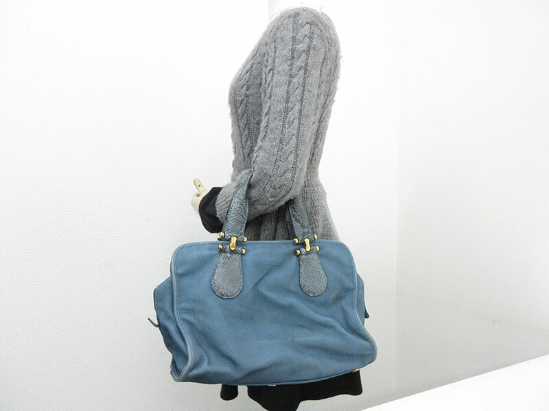 人気アイテム大好評 の ブランドバッグ ハンド パイソン スエード ブルー パイソン スエード ボストン バッグ 中古 ブランドバッグ バッグ 青 Gucci グッチ ブルー 店gucci グッチ ハンド パイソン スエード Netshop とーたる 中古 Gucci