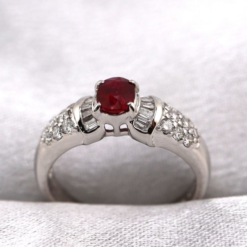 ルビー　指輪　11号　k18＆プラチナ900 ルビー 指輪 11号 k18＆プラチナ900 ルビー 指輪 11号 k18＆プラチナ900