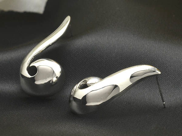 PI-0044【UZU】【ピアス】【シルバー925】【鏡面仕上げ】【コーティング対応】