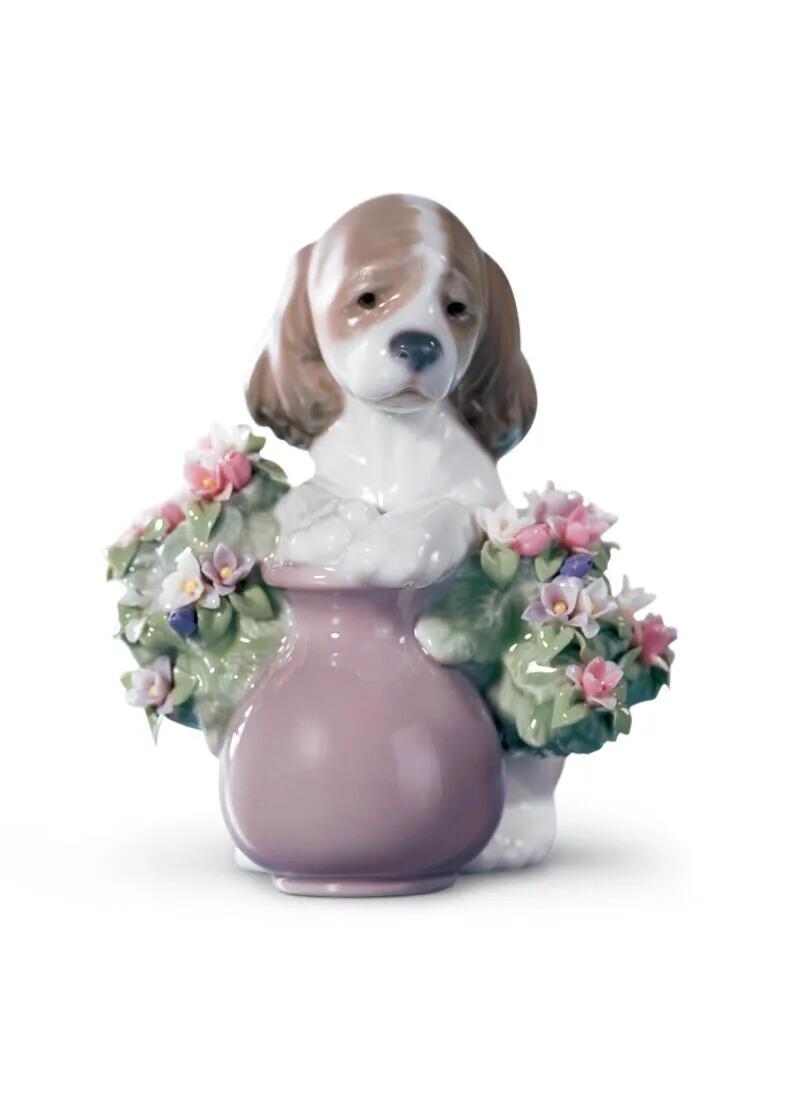 【リヤドロ】 LIADRO お花が大好き 犬   (飾りつけ 瀬戸もの フラワーアーテイスト 差し上げ物)【置き目品売りわたす店】