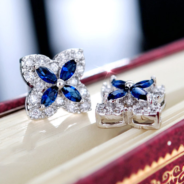 楽天市場】Pt900 サファイア ダイヤモンド ピアス サファイアピアス