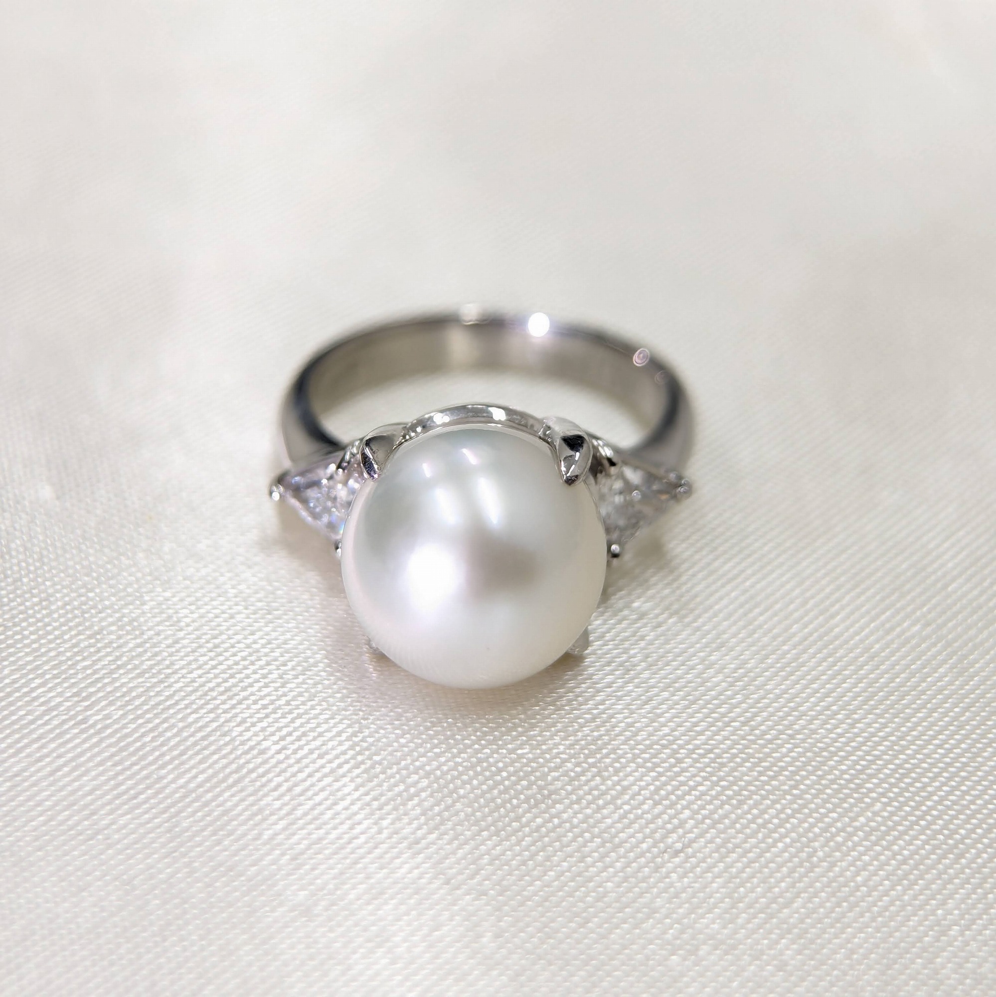 プラチナ900 8,7mm 天然あこや本真珠　ダイヤモンド　リング プラチナ900 8,7mm 天然あこや本真珠 ダイヤモンド リング