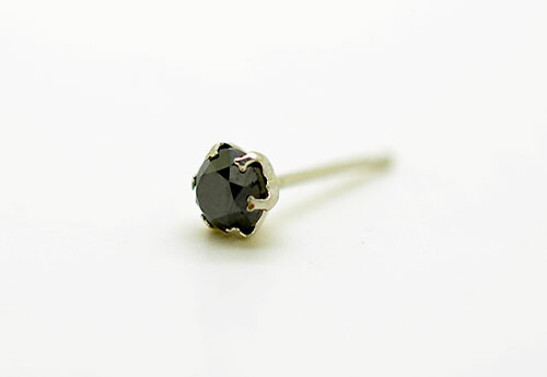 楽天市場】K18 ブラックダイヤモンド ピアス 片耳用 0.5ct ペアでご